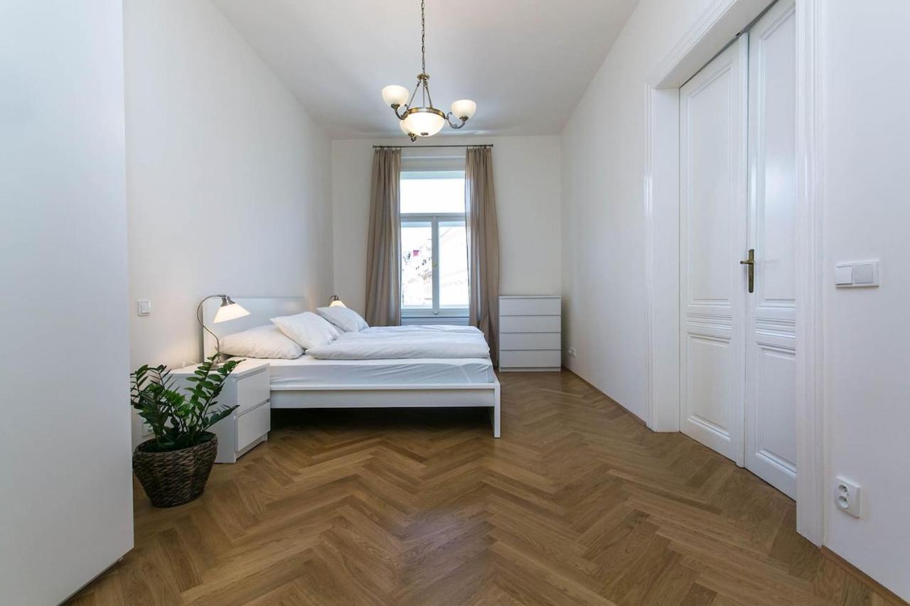 Salvator Church Great Apartments Прага Экстерьер фото